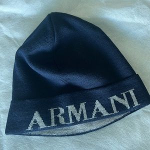 NEW Armani wool kids hat